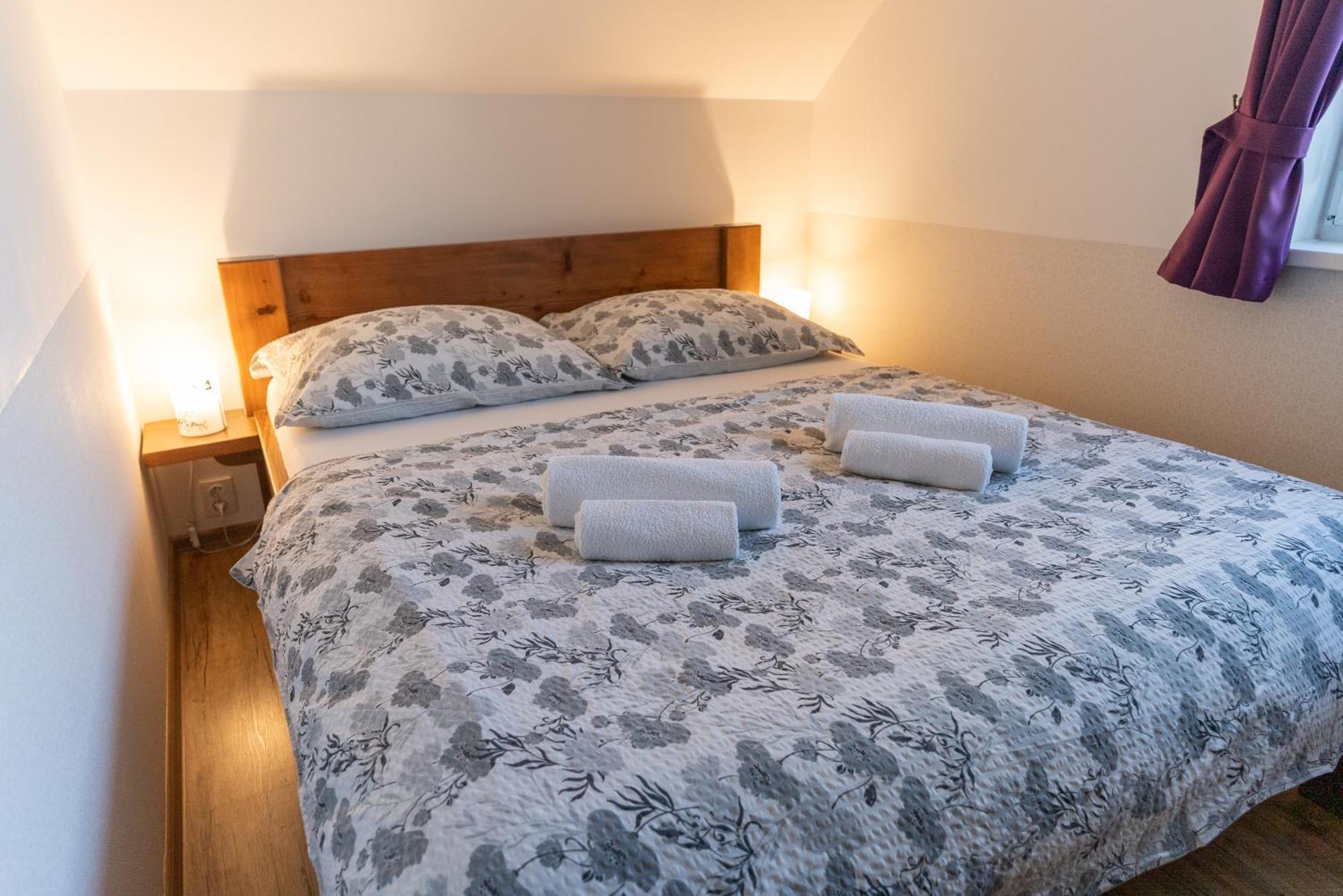 Apartmany Kohoutek A Slepicka V Novohradskych Horach Nové Hrady Exterior foto